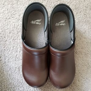 Dansko women's professional slip on clog